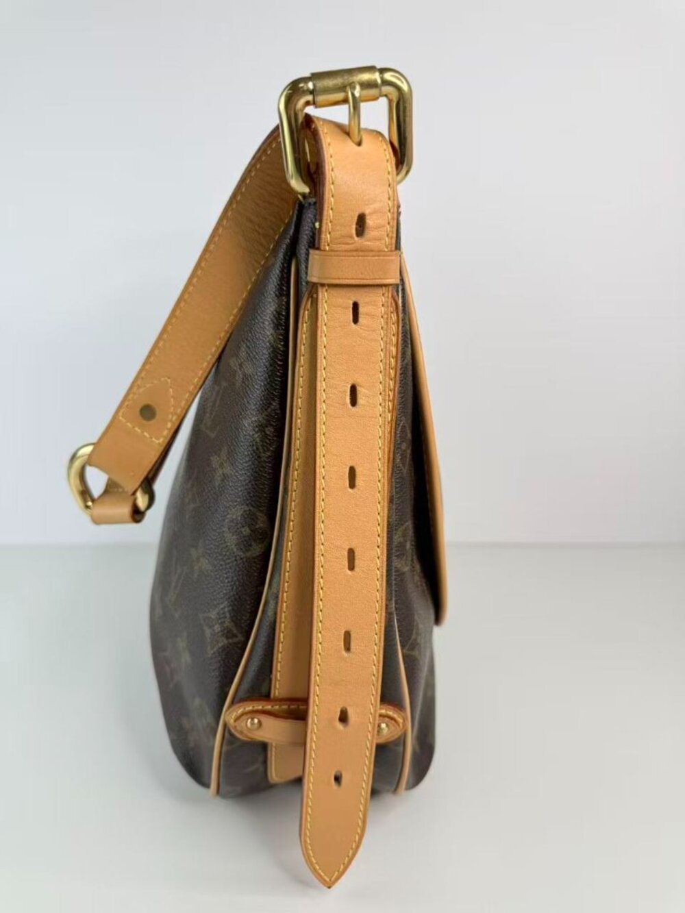 louis vuitton tulum handbag monogram canvas - Picture 6 of 13